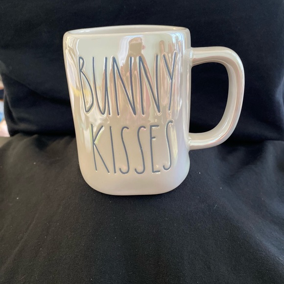 🆕Rae Dunn BUNNY KISSES Iridescent Ceramic Mug - Picture 7 of 7